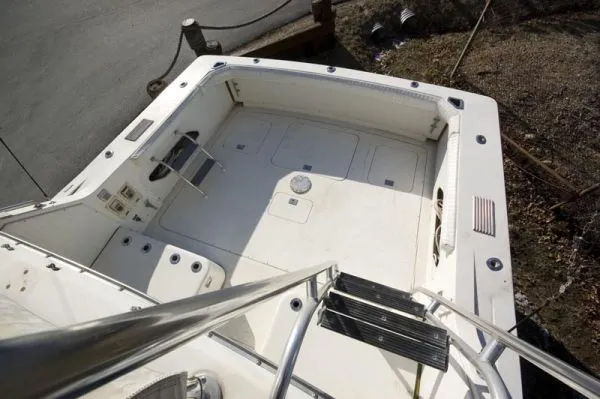 Slide: The Image of Bertram 33 Sport Fisherman 1984 - 3