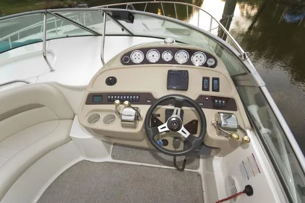 Slide: The Image of Chaparral 350 Signature 2002 - 10