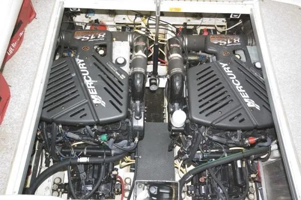 Slide: The Image of Chaparral 350 Signature 2002 - 11