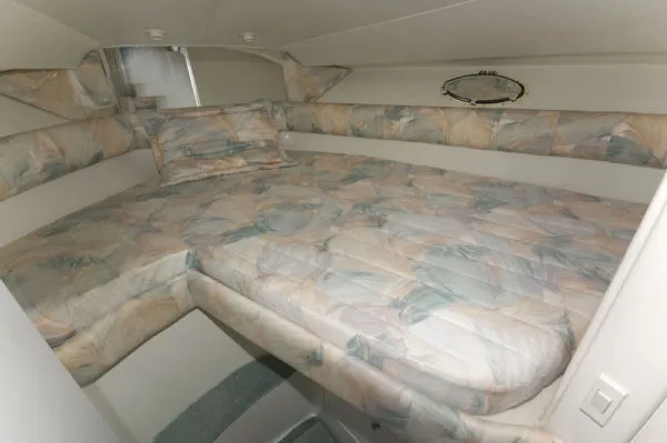Slide: The Image of Silverton 312 Sedan 1996 - 6