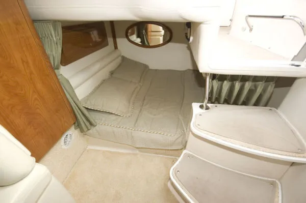 Slide: The Image of Four Winns 328 Vista Express 2004 - 6