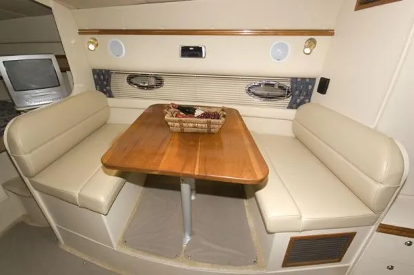 Slide: The Image of Cruiser Yachts 3372 Express 2004 - 4
