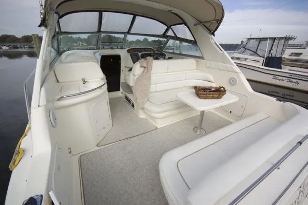 Slide: The Image of Sea Ray 330 Sundancer 1996 - 2