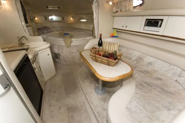Slide: The Image of Sea Ray 330 Sundancer 1996 - 3