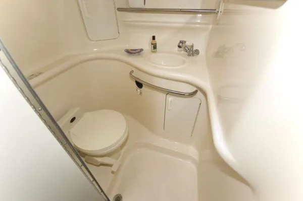 Slide: The Image of Sea Ray 330 Sundancer 1996 - 7