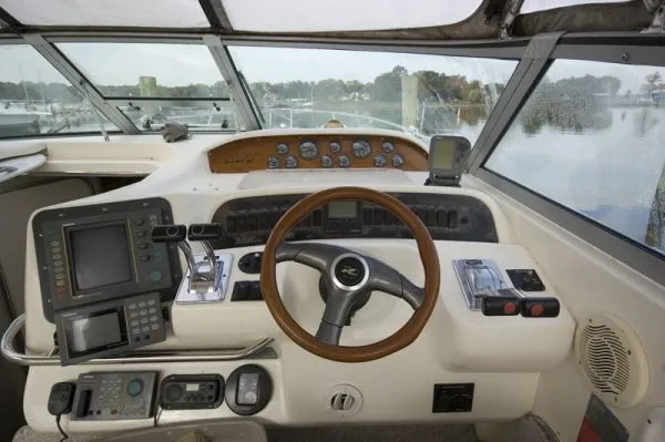 Slide: The Image of Sea Ray 330 Sundancer 1996 - 9