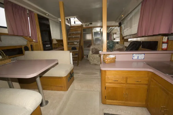 Slide: The Image of Silverton 37 Aft Cabin Motoryacht (MD) 1988 - 9