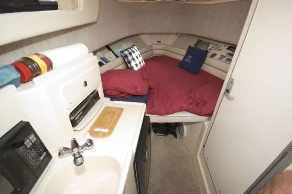 Slide: The Image of Grady-White 270 ISLANDER 2004 - 4