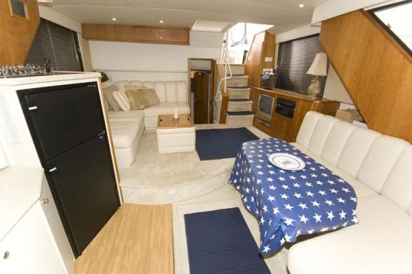 Slide: The Image of Silverton 392 Motoryacht 2000 - 3