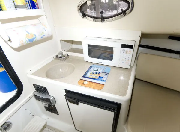 Slide: The Image of Triton 2690 Walk Around (w/trailer) 2004 - 10