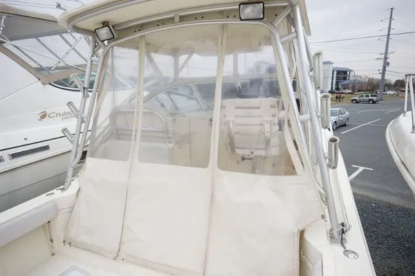 Slide: The Image of Albemarle 280 Express Fisherman MD 2003 - 3