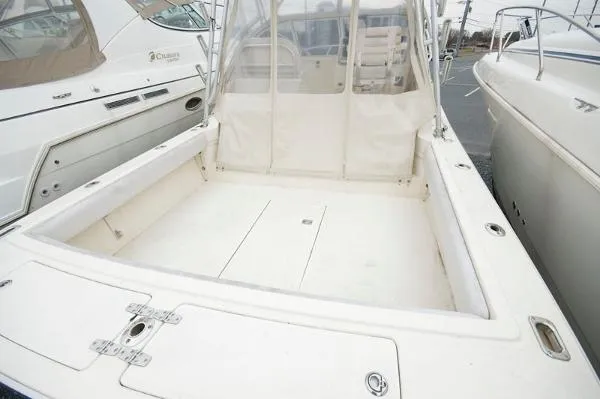 Slide: The Image of Albemarle 280 Express Fisherman MD 2003 - 4