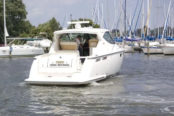 Slide: The Image of Tiara 3500 Sovran with IPS Drives 2009 - 1