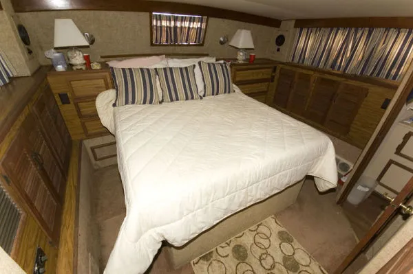 Slide: The Image of Viking 43 Double Cabin Motoryacht 1980 - 5