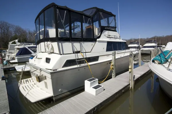 Slide: The Image of Silverton Aft Cabin Motoryacht 1983 - 0
