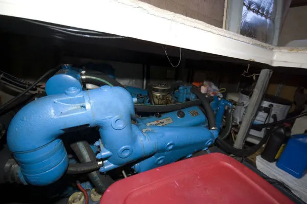 Slide: The Image of Silverton Aft Cabin Motoryacht 1983 - 10