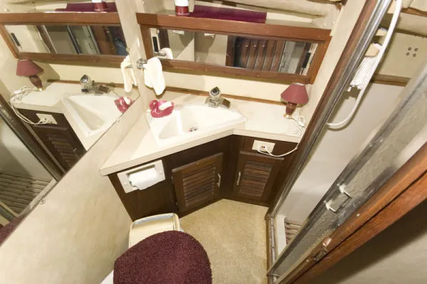 Slide: The Image of Silverton Aft Cabin Motoryacht 1983 - 6