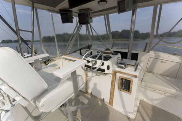 Slide: The Image of Ocean Yachts 42 Super Sport 1980 - 9