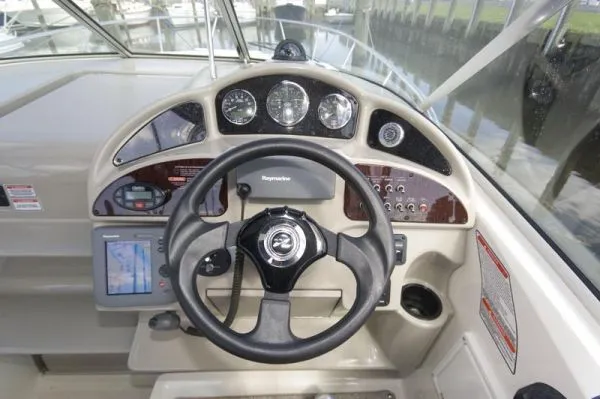 Slide: The Image of Sea Ray 260 Sundancer With Trailer 2005 - 7