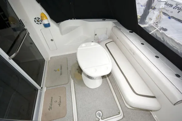 Slide: The Image of Sea Ray 44 Sedan Bridge 2006 - 1