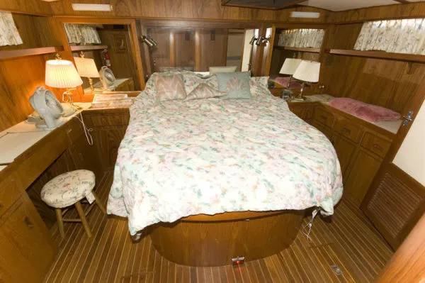Slide: The Image of President Double Cabin Motoryacht 1987 - 3