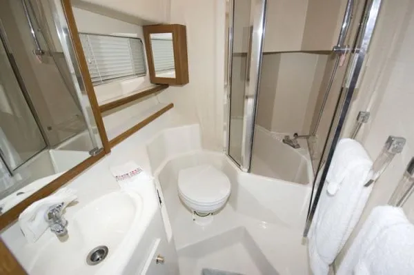 Slide: The Image of Bayliner 4788 Pilothouse 1997 - 8