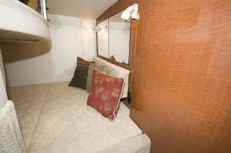 Slide: The Image of Sea Ray 280 Sundancer 2004 - 6