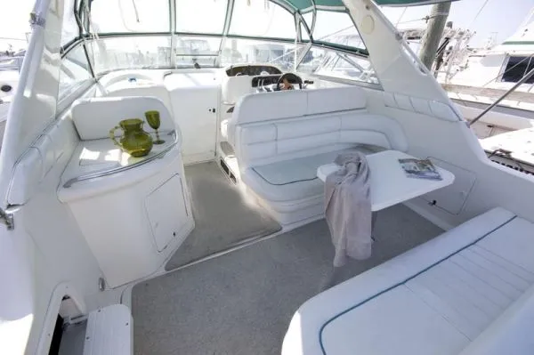 Slide: The Image of Sea Ray 330 Sundancer (MD) 1995 - 1