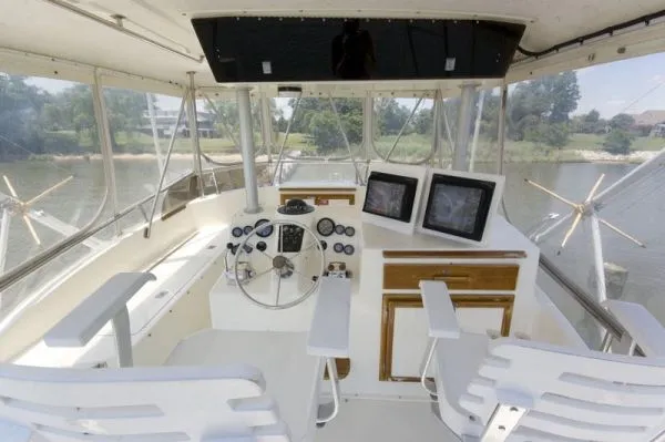 Slide: The Image of Jersey 42' Convertible 1988 - 8