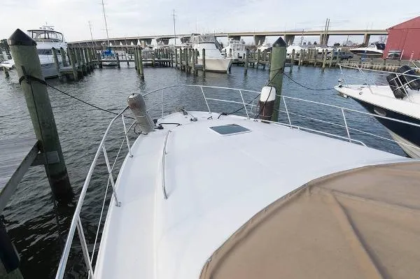Slide: The Image of Sea Ray 400 Sedan Bridge 1997 - 7