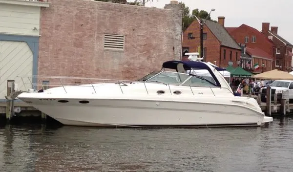 Slide: The Image of Sea Ray 410 Express MD 2000 - 0