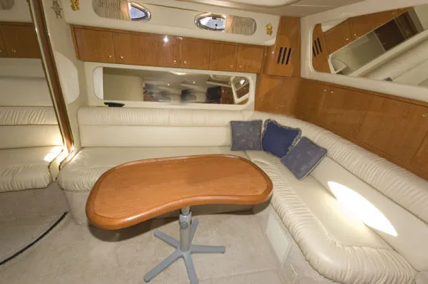 Slide: The Image of Sea Ray 410 Express MD 2000 - 5