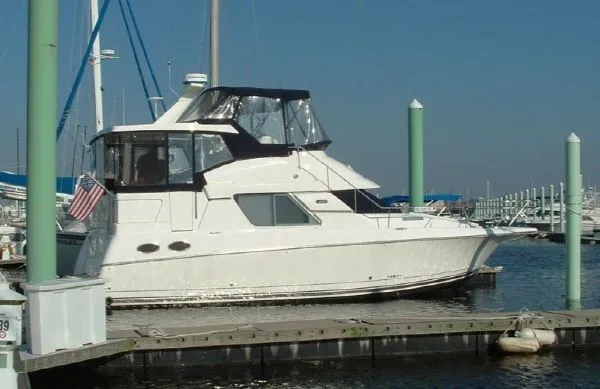 Slide: The Image of Silverton 392 Motor Yacht MD 1999 - 1