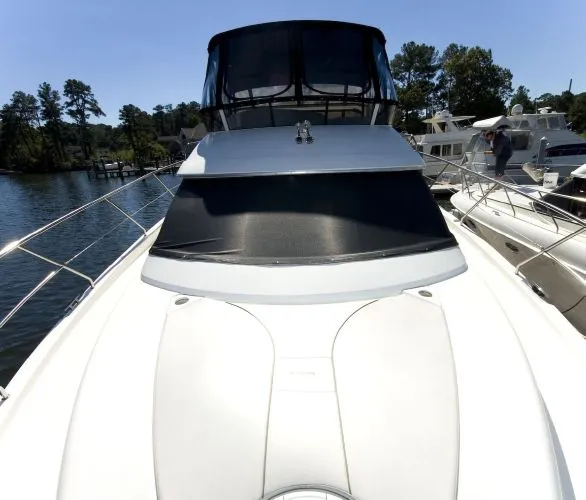 Slide: The Image of Silverton 43 Sport Bridge D9 500 Inboards 2007 - 7