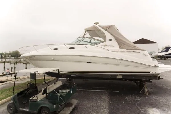 Slide: The Image of Sea Ray 320 Sundancer MD 2003 - 1