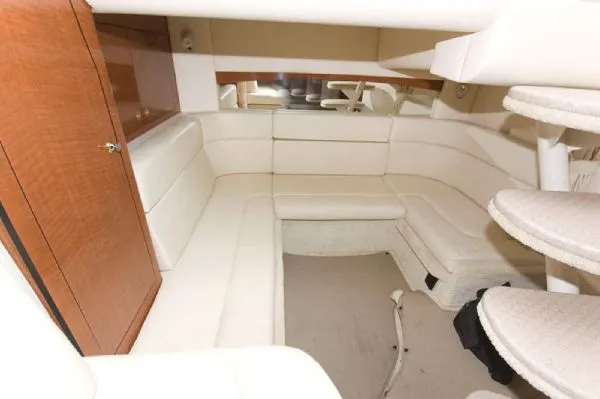 Slide: The Image of Sea Ray 320 Sundancer MD 2003 - 7