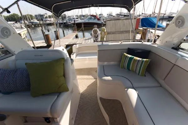 Slide: The Image of Rinker 300 Express Cruiser MD 2007 - 2