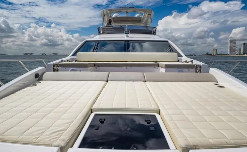 Slide: The Image of 2016 Azimut 66 Fly - Image 21 - 21