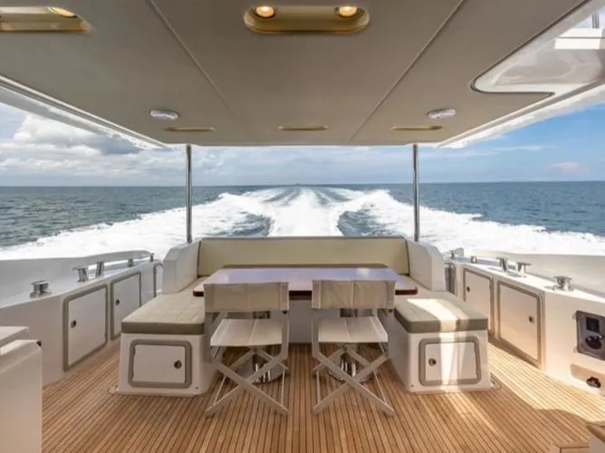 Slide: The Image of 2016 Azimut 66 Fly - Image 4 - 4