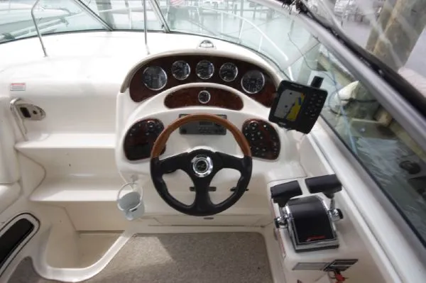 Slide: The Image of Sea Ray 280 Sundancer in MD 2004 - 11