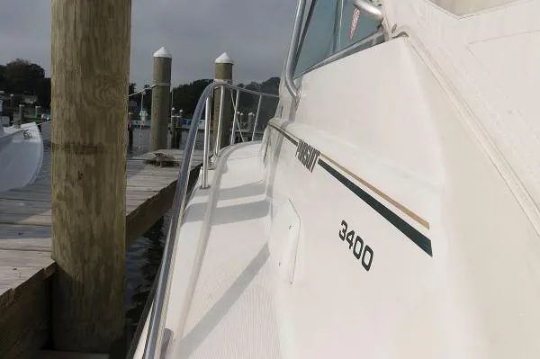 Slide: The Image of Pursuit 3400 Express 2000 - 8
