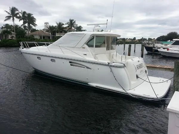 Slide: The Image of Tiara 3600 Sovran 2004 - 2