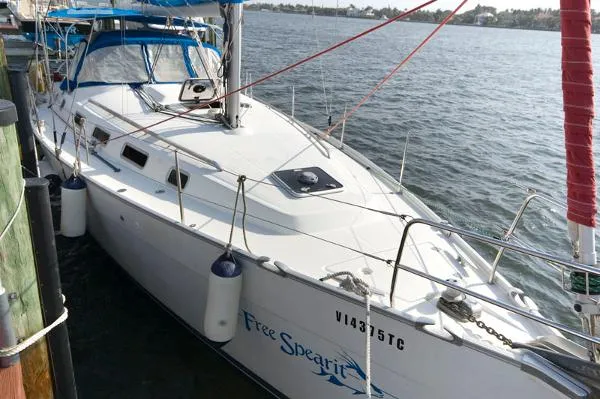 Slide: The Image of Beneteau 393 2007 - 4