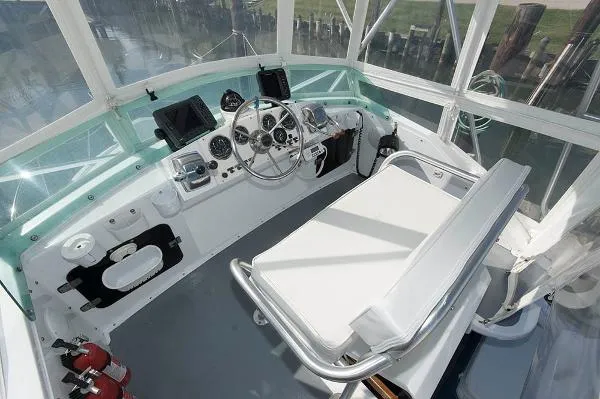 Slide: The Image of Bertram 28 Flybridge 1978 - 3