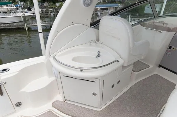 Slide: The Image of Sea Ray 340 Sundancer 2005 - 9