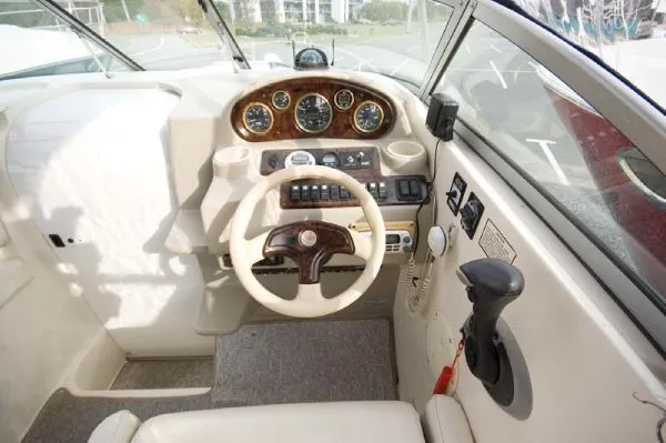 Slide: The Image of Rinker 250 Fiesta Vee (MD) 2002 - 7