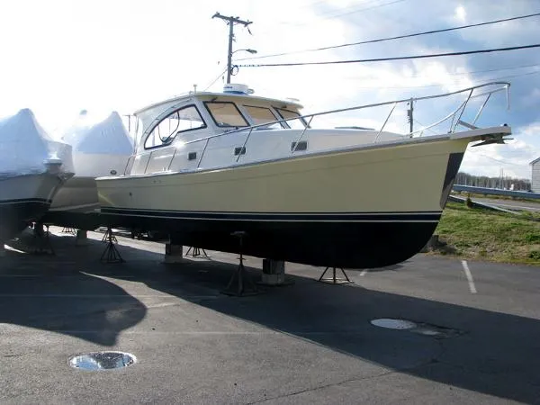 Slide: The Image of Mainship 34 Pilot Rum Rummer MD 2005 - 2