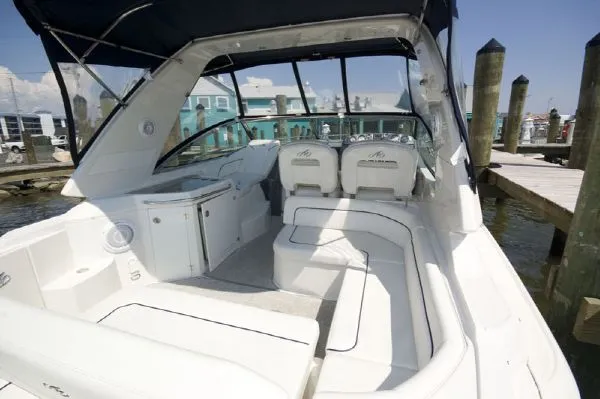 Slide: The Image of Monterey 330 Sport Yacht 2008 - 10