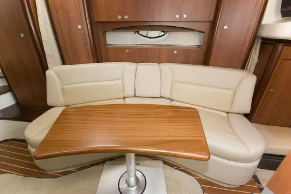 Slide: The Image of Monterey 330 Sport Yacht 2008 - 5