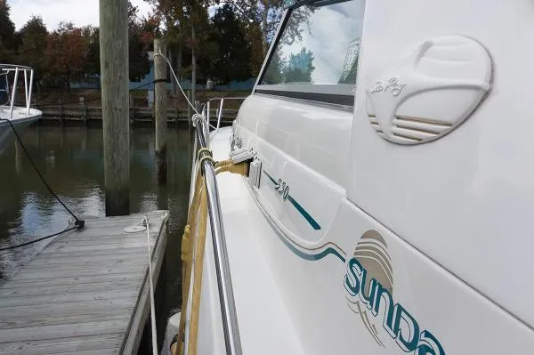 Slide: The Image of Sea Ray 330 Sundancer 1995 - 6